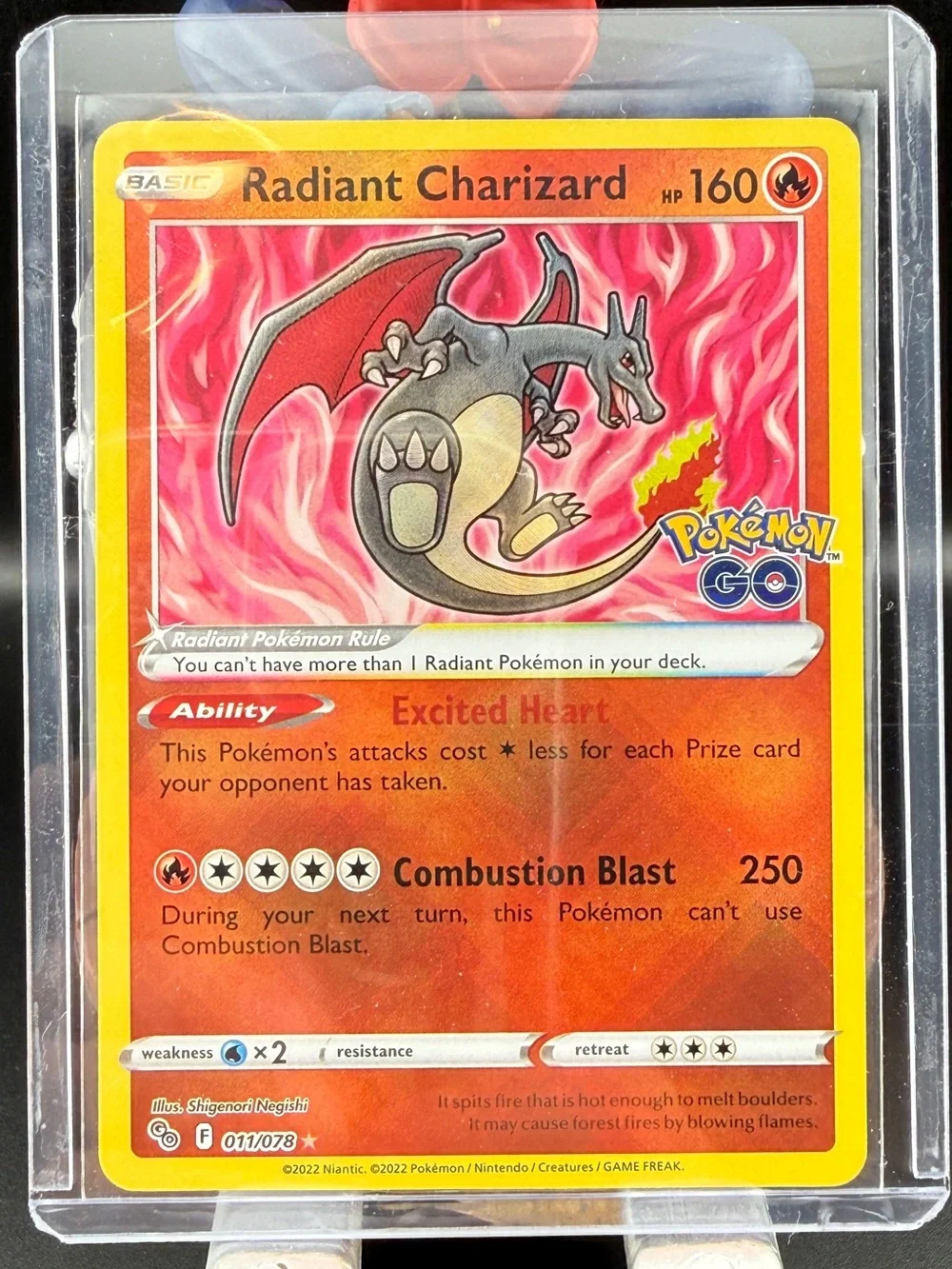 Radiant Charizard 011/078 Pokémon GO Holo Rare NM